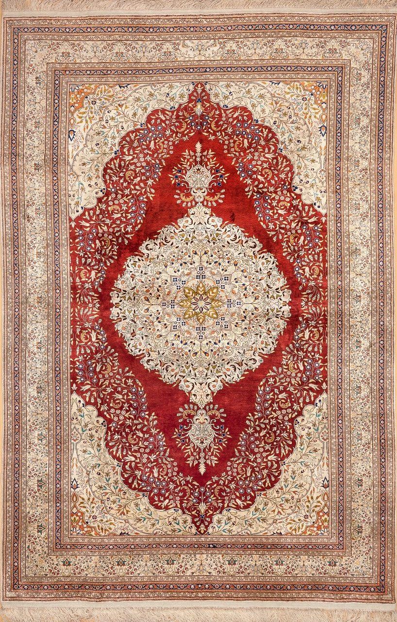 Handmade Turkish Silk Carpets Hereke - Image 3
